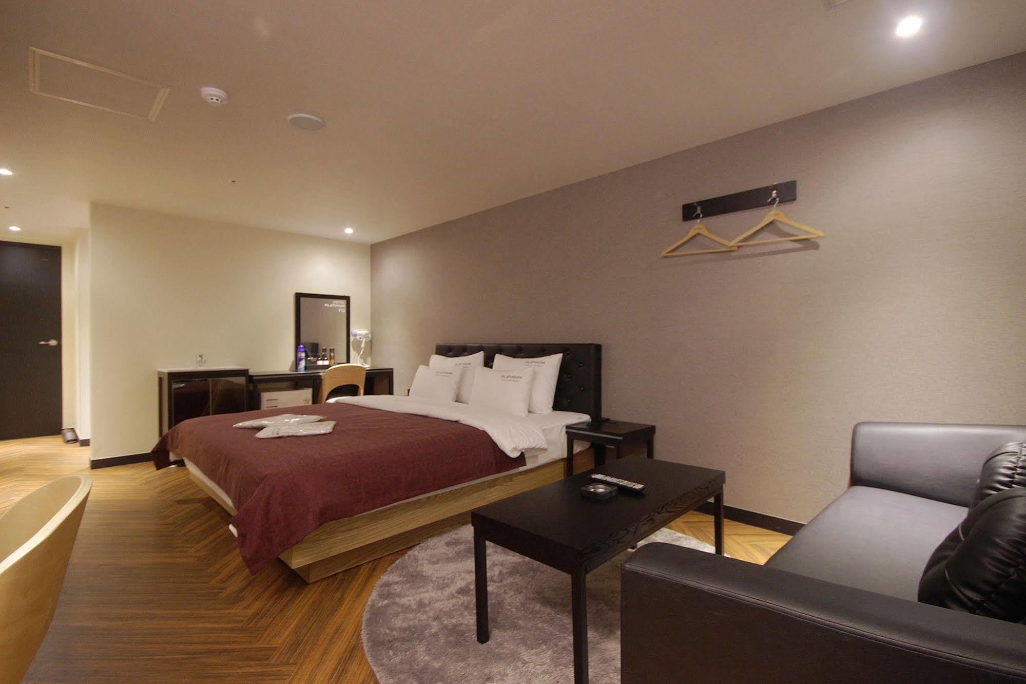 Busan Platinum Hotel Nampo ภายนอก รูปภาพ